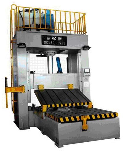 全行業(yè)質(zhì)量最好價格最低的合模機