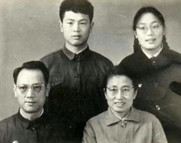 時隔36年！彭加木失蹤耐斯合模機，深孔鉆，電控永磁盤為您揭開真相